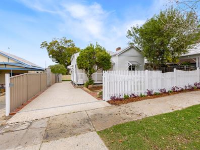 18 Canterbury Terrace, East Victoria Park WA 6101