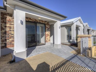66 Attadale Avenue, Darch WA 6065