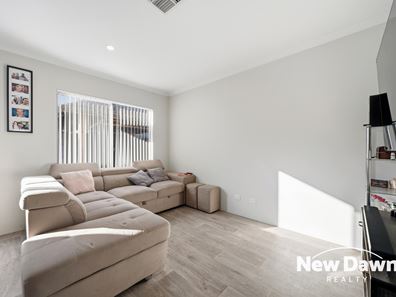 12 Chasewater Street, Aveley WA 6069