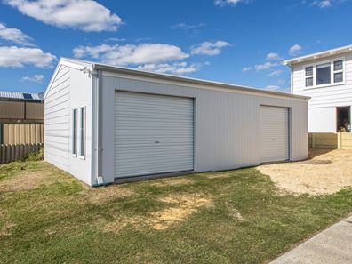 52 Noreena  Avenue, Golden Bay WA 6174