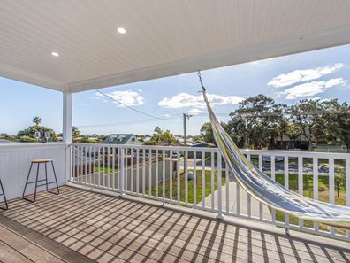52 Noreena  Avenue, Golden Bay WA 6174