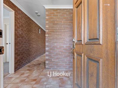 25 Ganfield Street, Carey Park WA 6230
