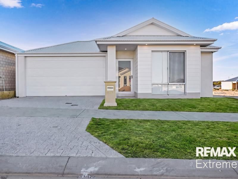 18 Trestles Way, Eglinton WA 6034