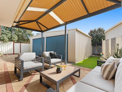 8a Liverpool Street, Shoalwater WA 6169