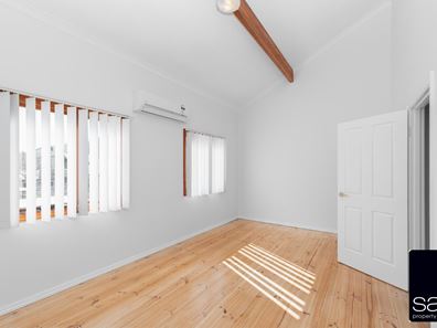 8/5 Swan Street, North Fremantle WA 6159