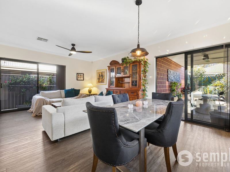 47 Jubilee Avenue, Success