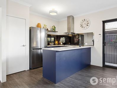 47 Jubilee Avenue, Success WA 6164