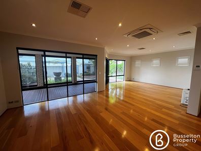 20 Marsupial Bend, Broadwater WA 6280