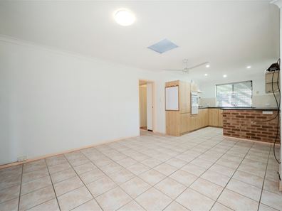 18 Golders Green Lane, Kingsley WA 6026