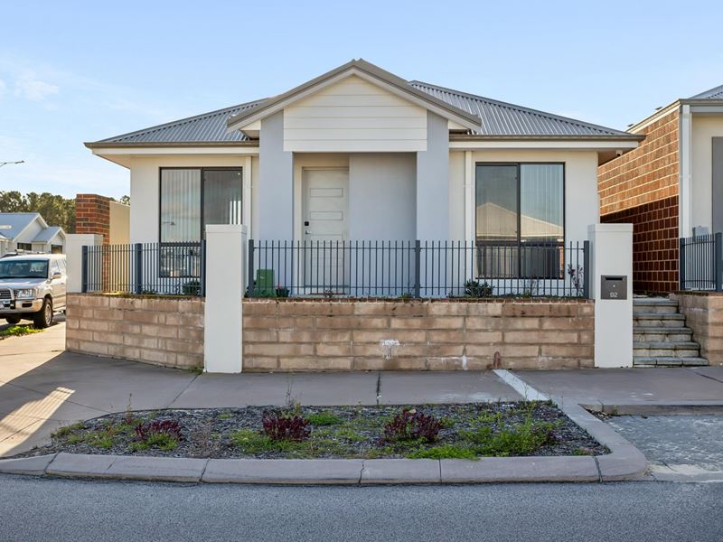 92 Mangles Drive, Ellenbrook WA 6069