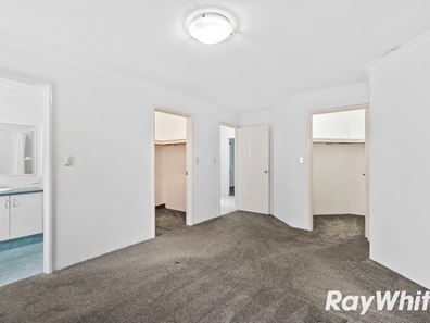7 Waratah Circle, Halls Head WA 6210