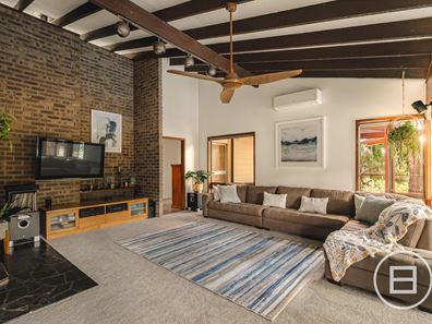730 Walker Street, Mundaring WA 6073