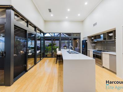 11 Epsilon Drive, Rockingham WA 6168