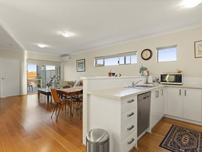 3/155 Stock Road, Attadale WA 6156
