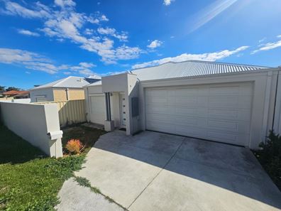 61A Girrawheen Avenue, Girrawheen WA 6064