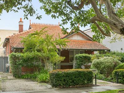 17 Kanimbla Road, Nedlands WA 6009