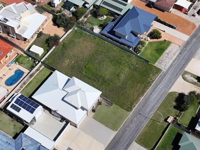 6 Seaview Court, Port Denison WA 6525