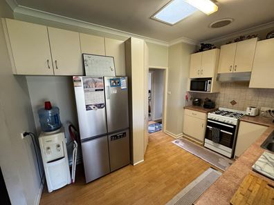 9 Otway Street, Withers WA 6230