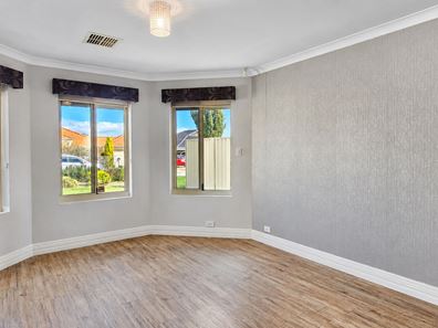 5 Morolo Street, Seville Grove WA 6112