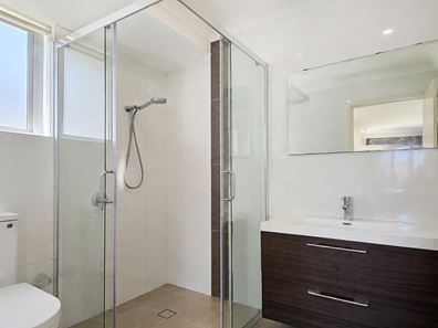 5 Morolo Street, Seville Grove WA 6112