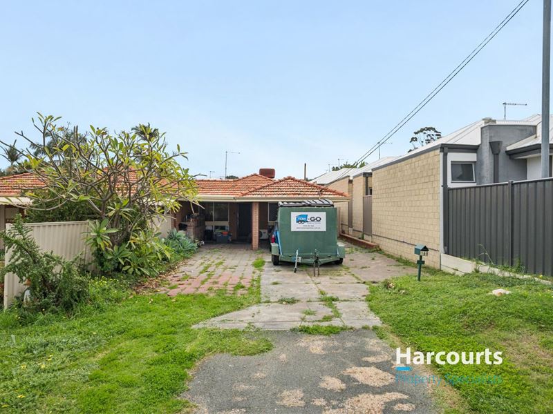 16B Bushy Rd, Spearwood WA 6163