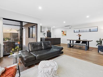 22 Cosmic Rise, Landsdale WA 6065