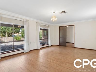 4 Boonooloo Court, Kalamunda WA 6076