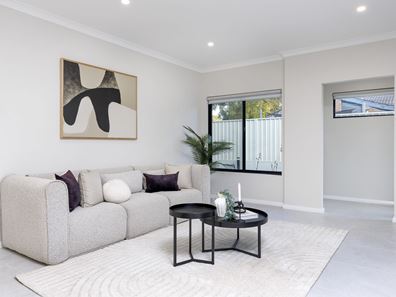 2/81 Walanna  Drive, Karawara WA 6152