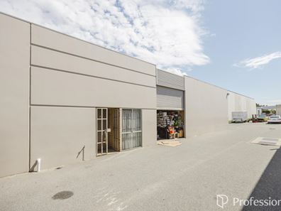 10/9 Vale Street, Malaga WA 6090