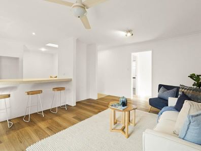 18 Hailwood Court, Kingsley WA 6026