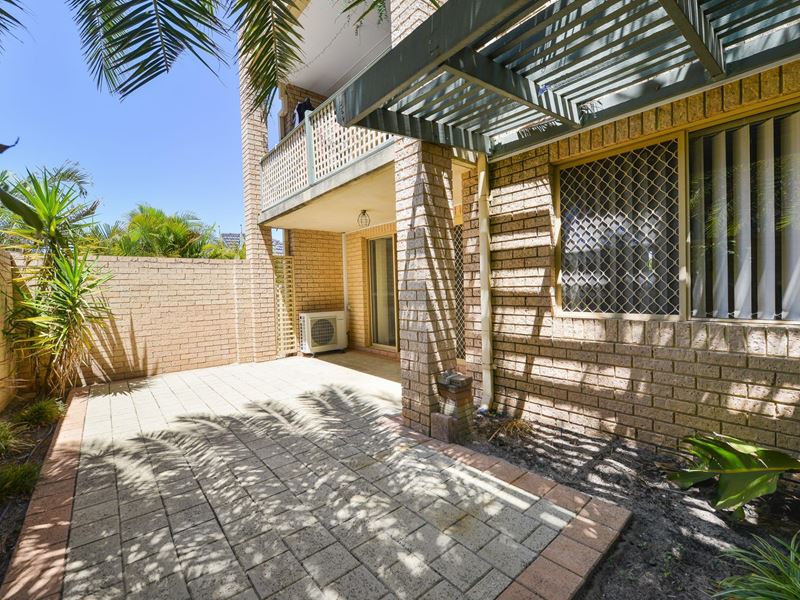 1/131 Berwick Street, Victoria Park WA 6100