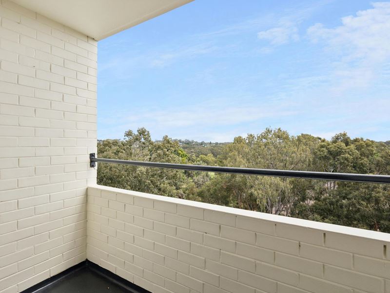 93/34 Davies Road, Claremont