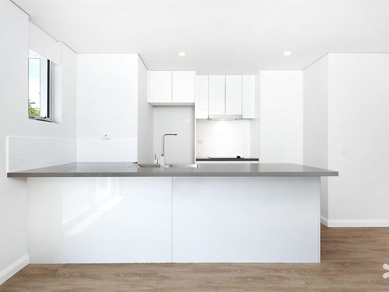 4/161 Loftus Street, Leederville