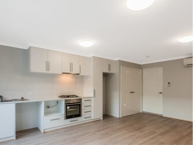 7/198 Kent Street, Rockingham WA 6168