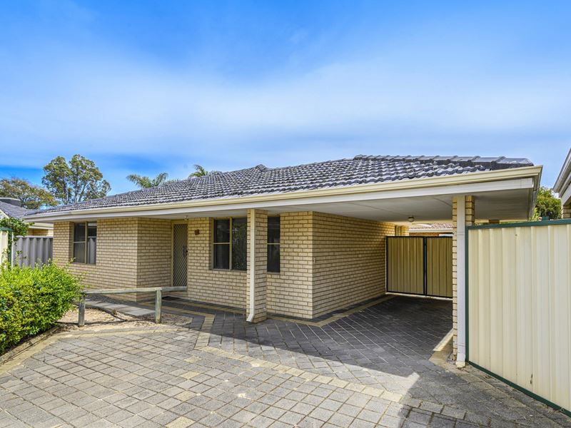 13/11 Firetail Place, Kenwick WA 6107