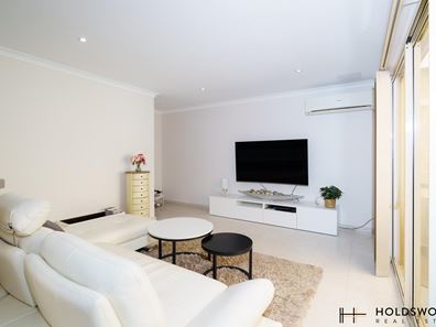 30C Berrigan Street, Nollamara WA 6061