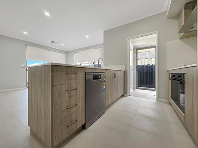 48 Bulgalla Way, Henley Brook WA 6055