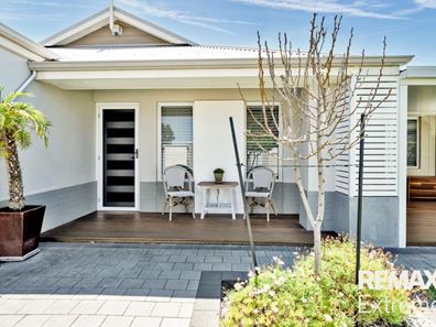 7 Edgeworth Circuit, Tapping WA 6065