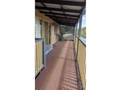 2 Lewis Place, Withers WA 6230