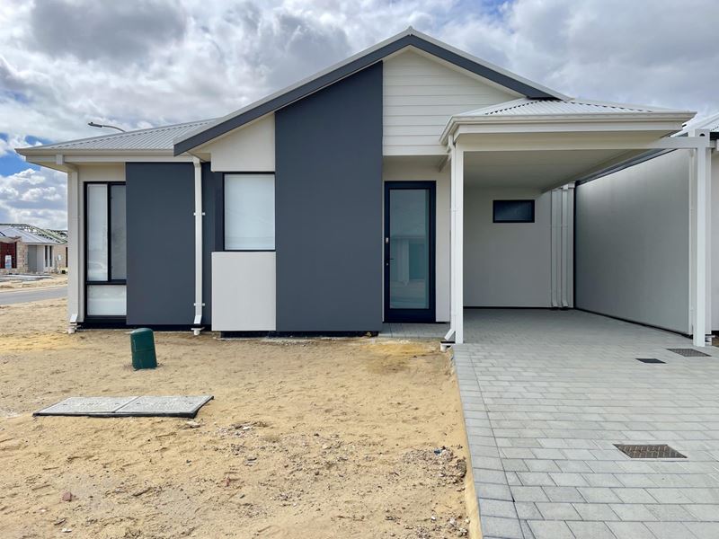 67 Whitsunday Drive, Hilbert WA 6112