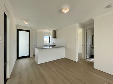 67 Whitsunday Drive, Hilbert WA 6112