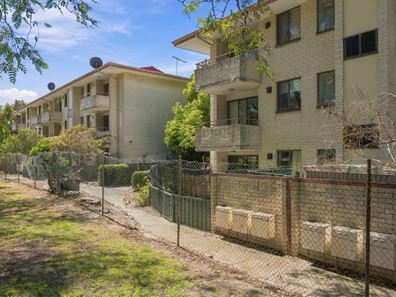 17/18 Eighth Avenue, Maylands WA 6051
