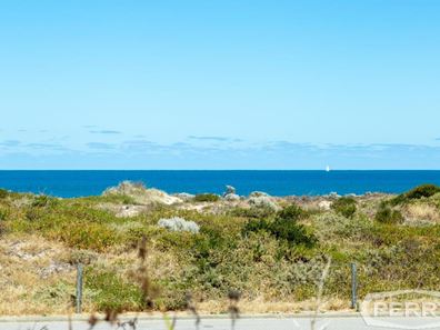 10 Sabina Drive, Madora Bay WA 6210