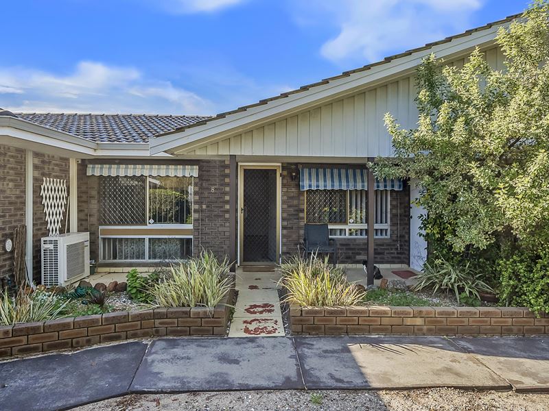 8/6 Merope Close, Rockingham WA 6168