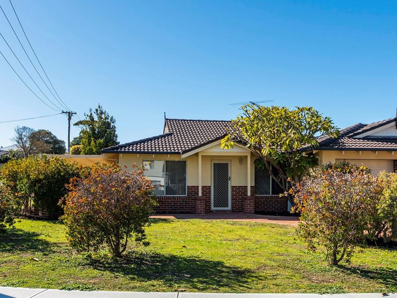 36b Selina Street, Innaloo WA 6018