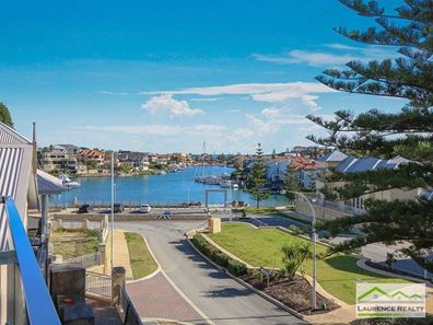 23 Swansea Promenade, Mindarie WA 6030