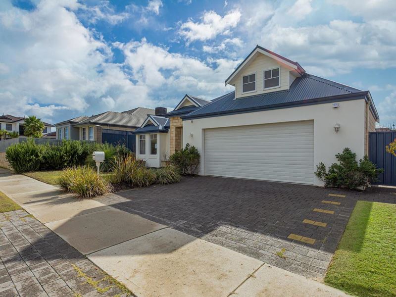 22 Portsmouth Street, Jindalee WA 6036