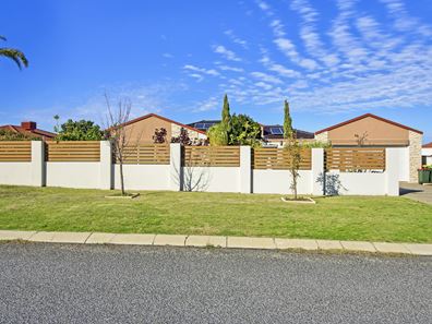 14 Orwell Crescent, Woodvale WA 6026