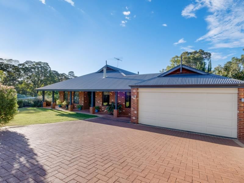 16 Albens Vale, Roleystone WA 6111