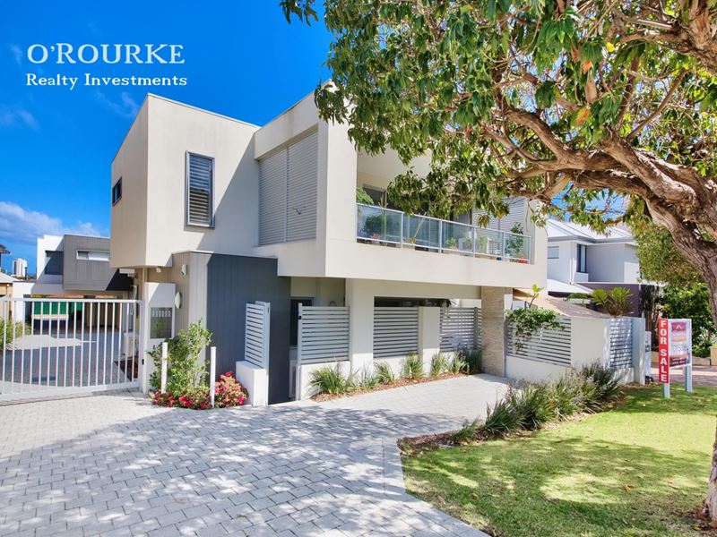 2/153 Westview Street, Scarborough